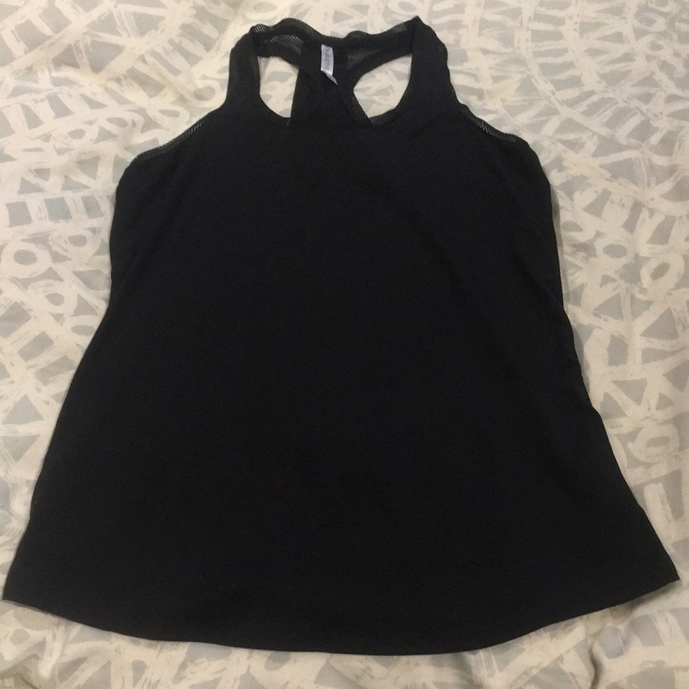 Black athletic tank top
